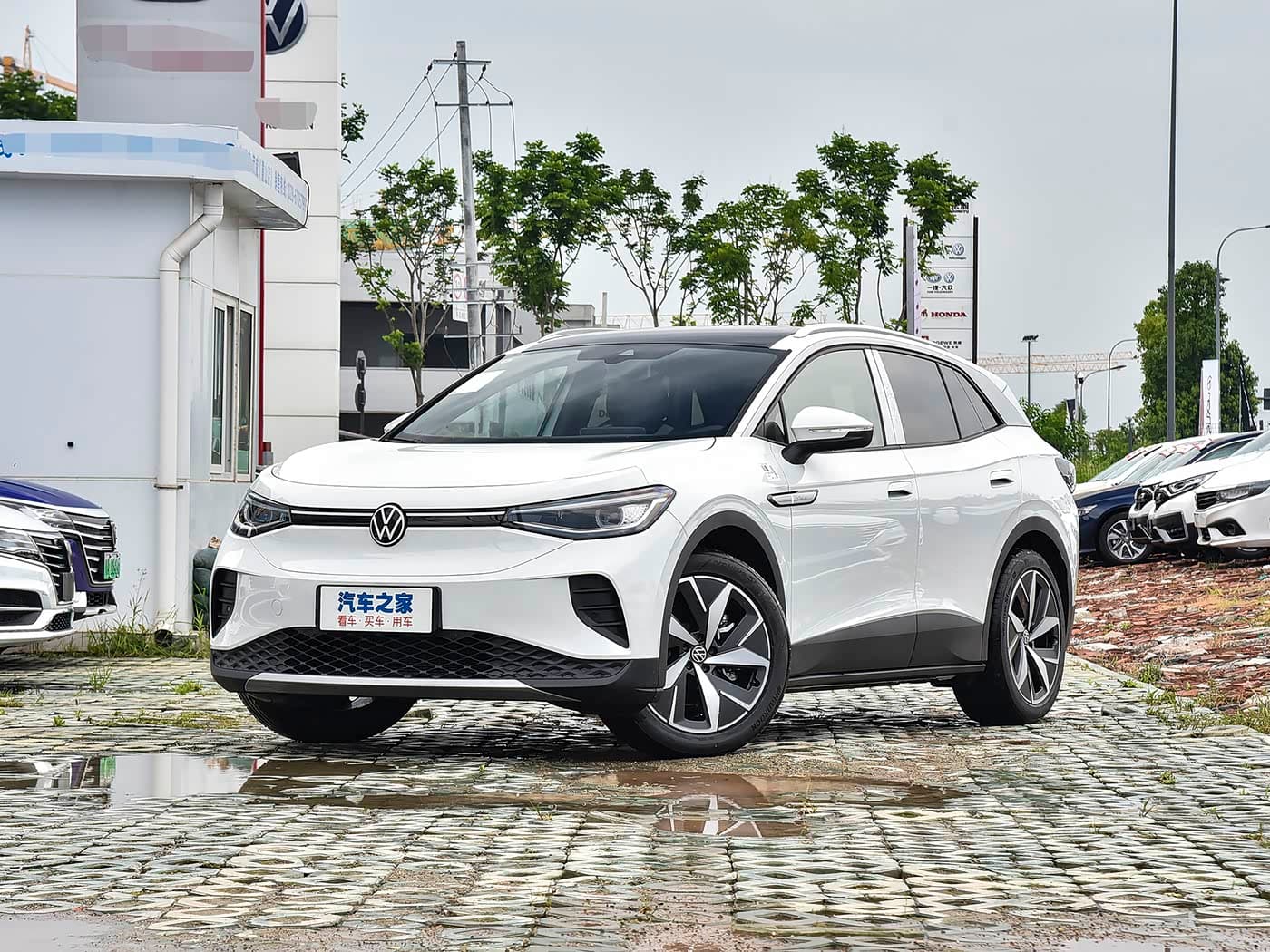Volkswagen ID.4 PRO (Pearl White)